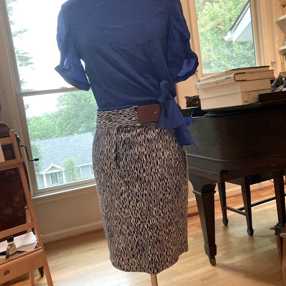 Michael Kors Career Skirt. NWT Size 2